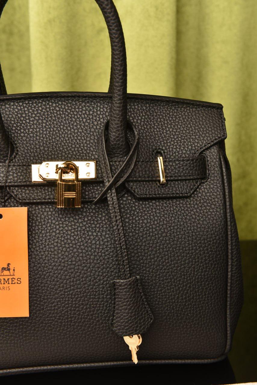 Hermès Birkin 30 – Zarafetin Simgesi