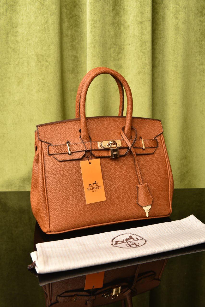 Hermès Birkin 30 – Zarafetin Simgesi