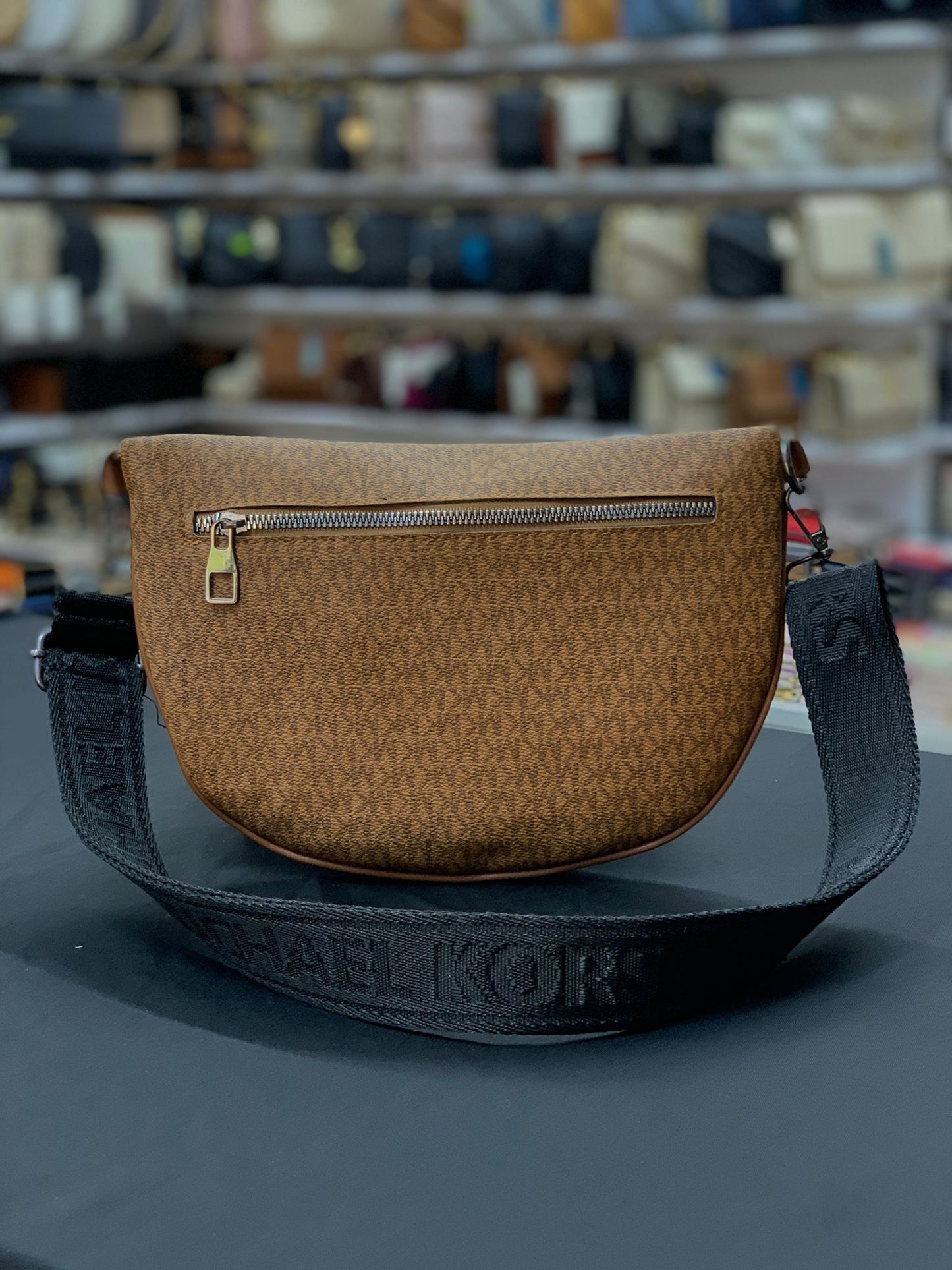Michael Kors Tarzı Kahverengi Logolu Bel Çantası
