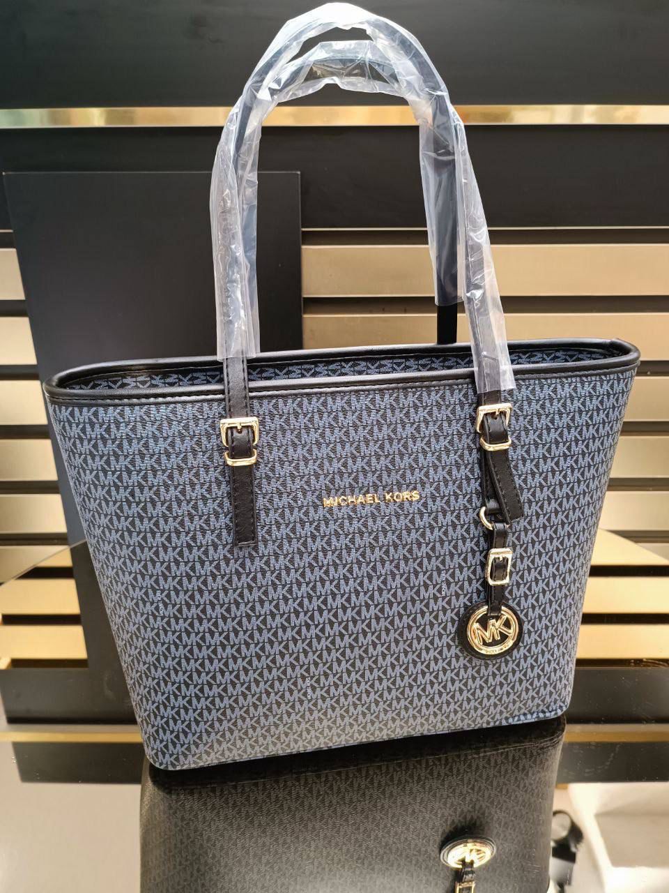 Michael Kors - Jet Set Tote Bag