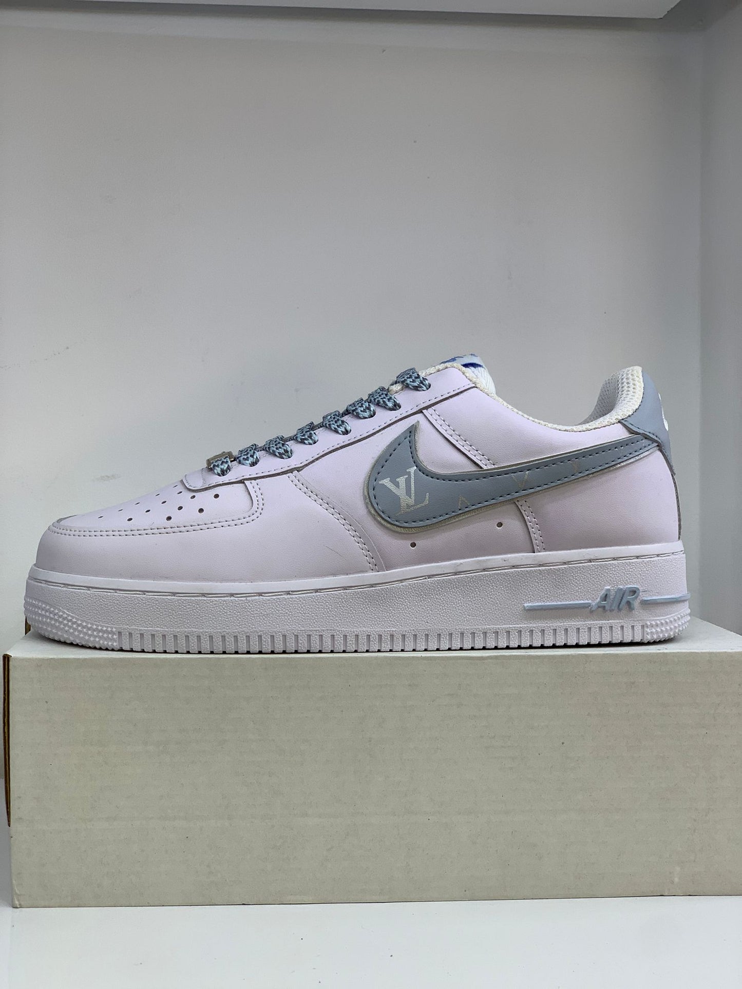 Nike Air Force 1 x Louis Vuitton Kadın Sneakers – Soft Pink
