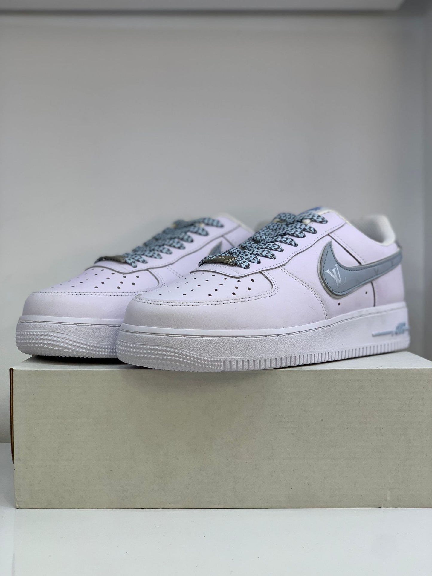 Nike Air Force 1 x Louis Vuitton Kadın Sneakers – Soft Pink