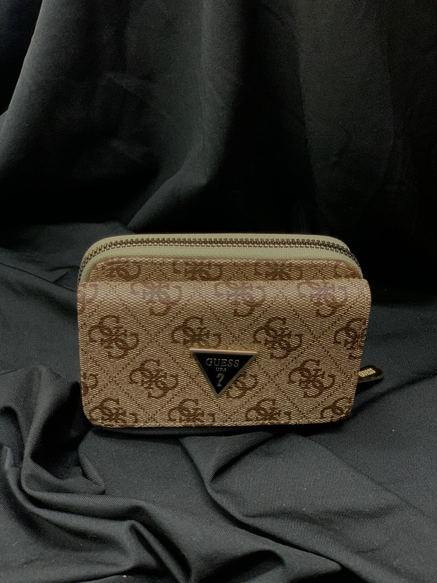 Guess Kapaklı Logolu Siyah Mini Cüzdan