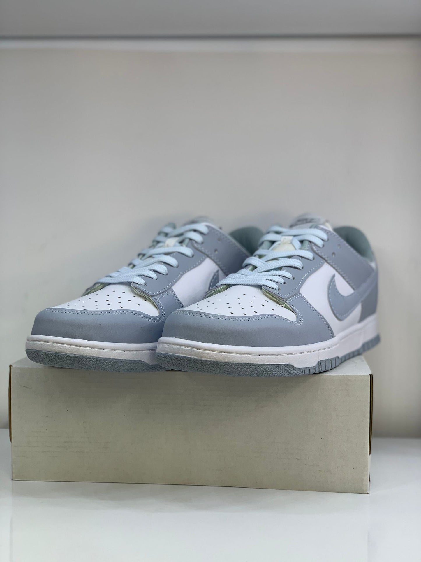 Air Jordan 1 Low – Soft Gri