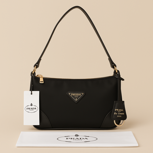 Prada Re-Edition 2005 Omuz Çantası