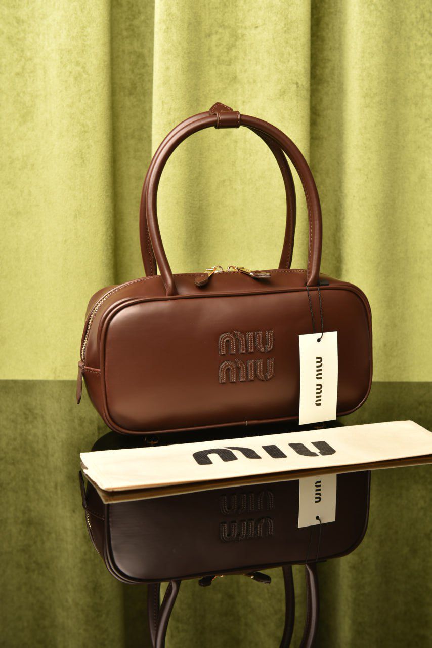 MIUMIU- Beau Leather Bag