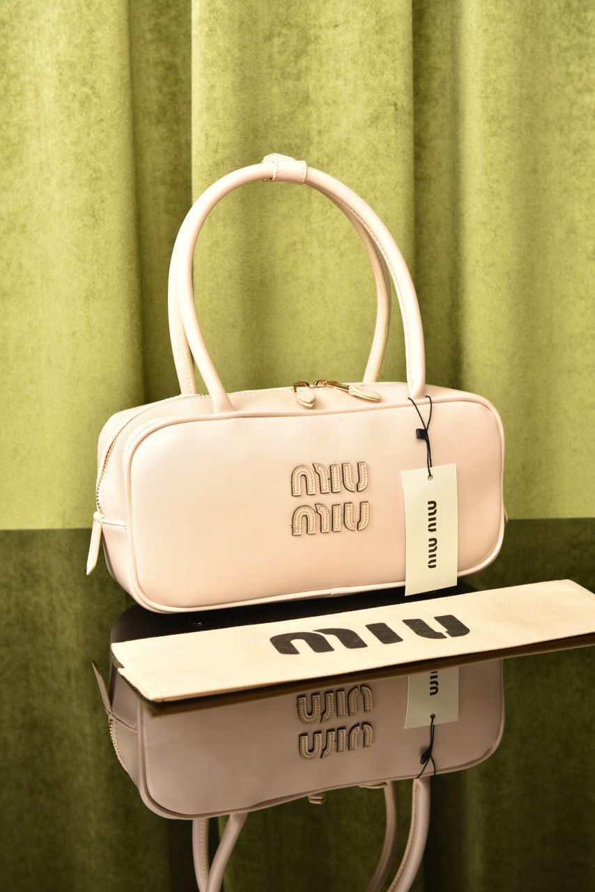 MIUMIU- Beau Leather Bag