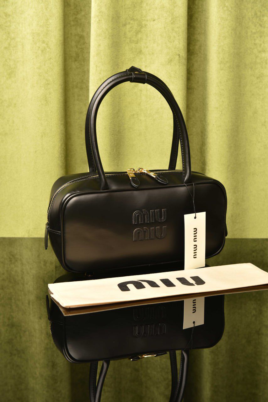 MIUMIU- Beau Leather Bag
