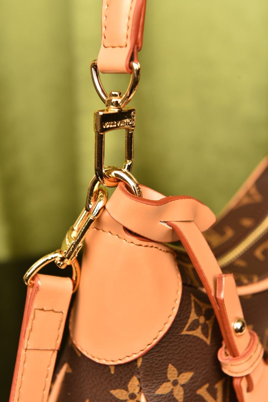 Louis Vuitton - Bagatelle Monogram Canvas Kol Çantası
