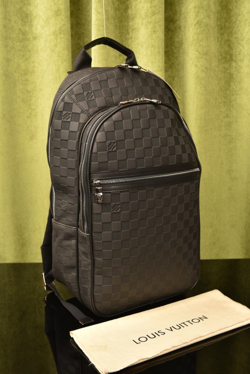 Louis Vuitton - Michael Backpack Damier Canvas