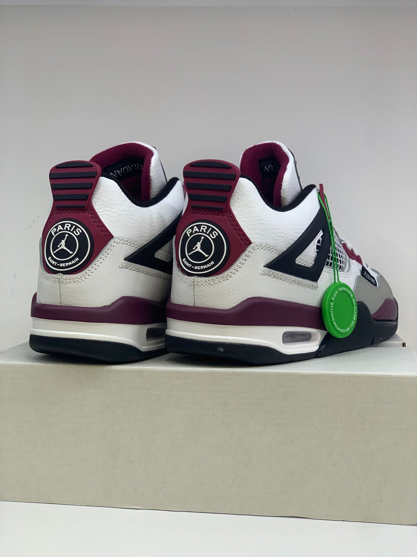 Nike Jordan 4 Retro PSG Paris Saint-Germain