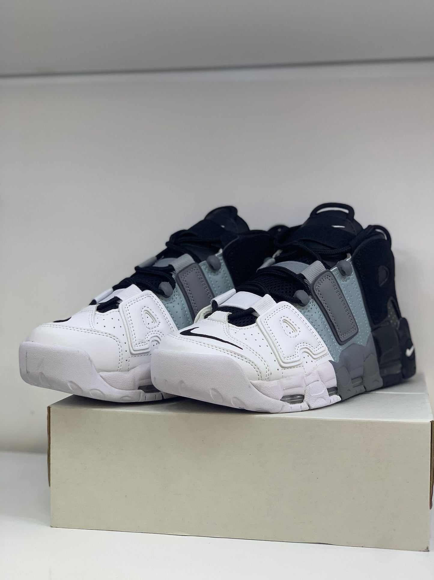 Nike Air More Uptempo