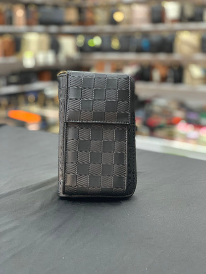 Louis Vuitton Siyah Damier Telefon Çantası