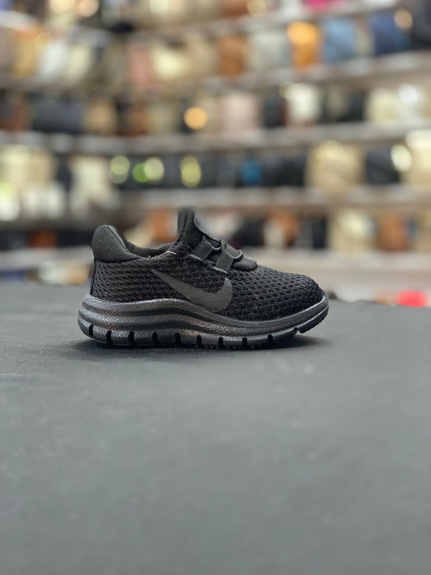 Nike Kids – Siyah Klasik