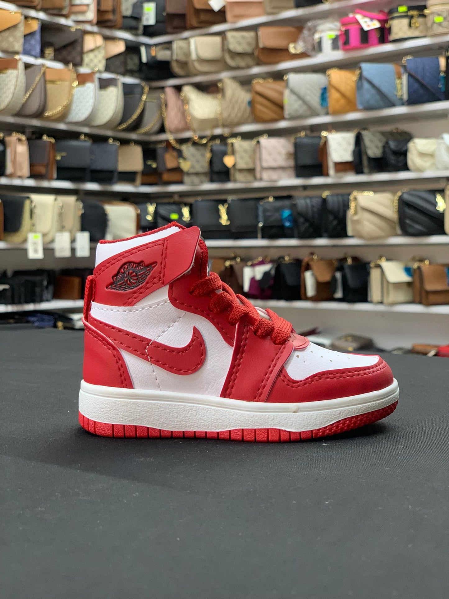 Jordan Kids – Kırmızı Beyaz Sneaker