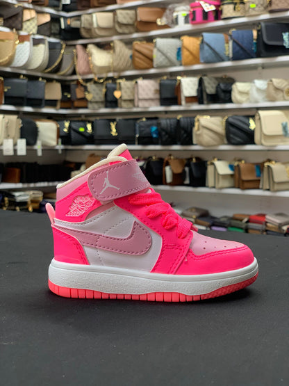 Jordan Kids – Neon Pembe Enerjisi
