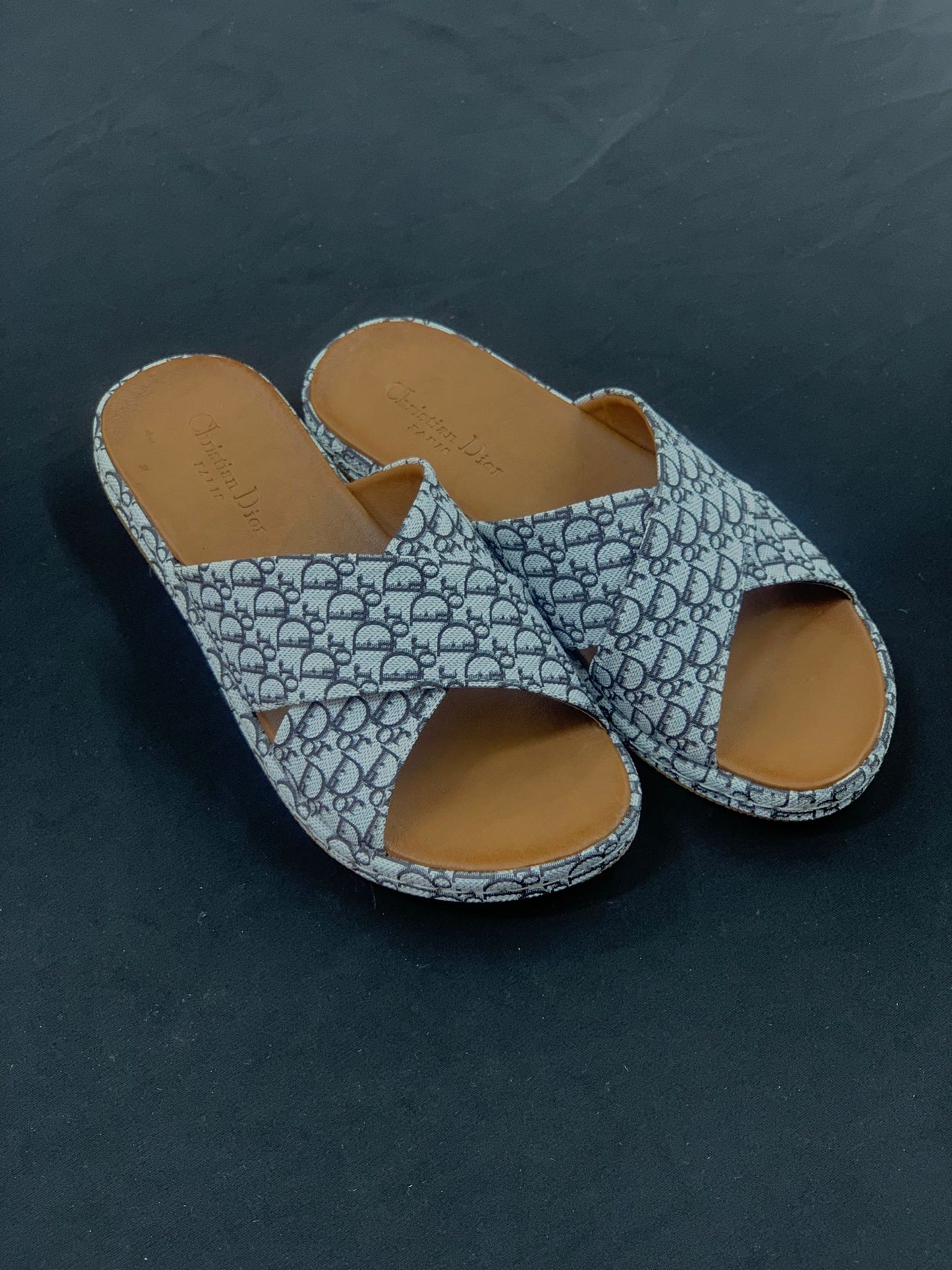 Dior Çapraz Kadın Terlik – Klasik Gri Desen