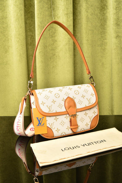 Louis Vuitton - Diane Monogram Mix Kol Çantası