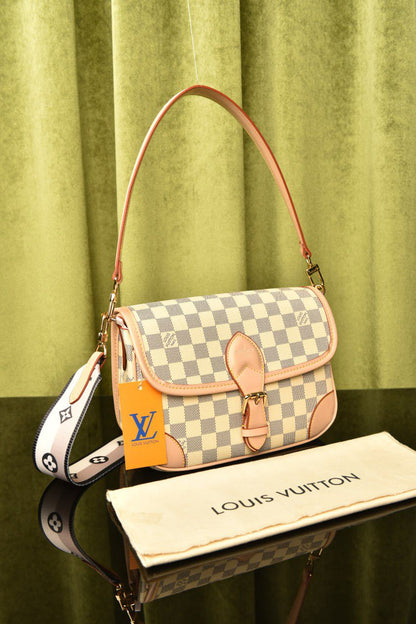 Louis Vuitton - Diane Monogram Mix Kol Çantası