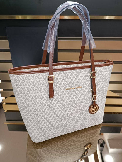 Michael Kors - Jet Set Tote Bag